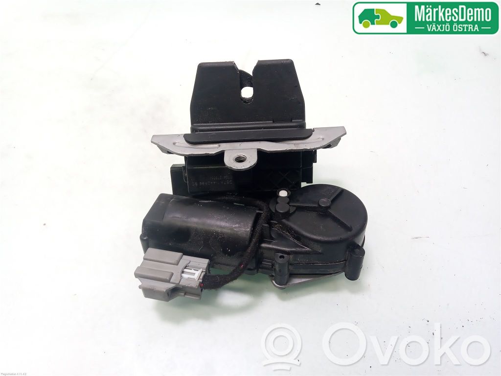 Tailgate/trunk/boot lock/catch/latch   2199411
