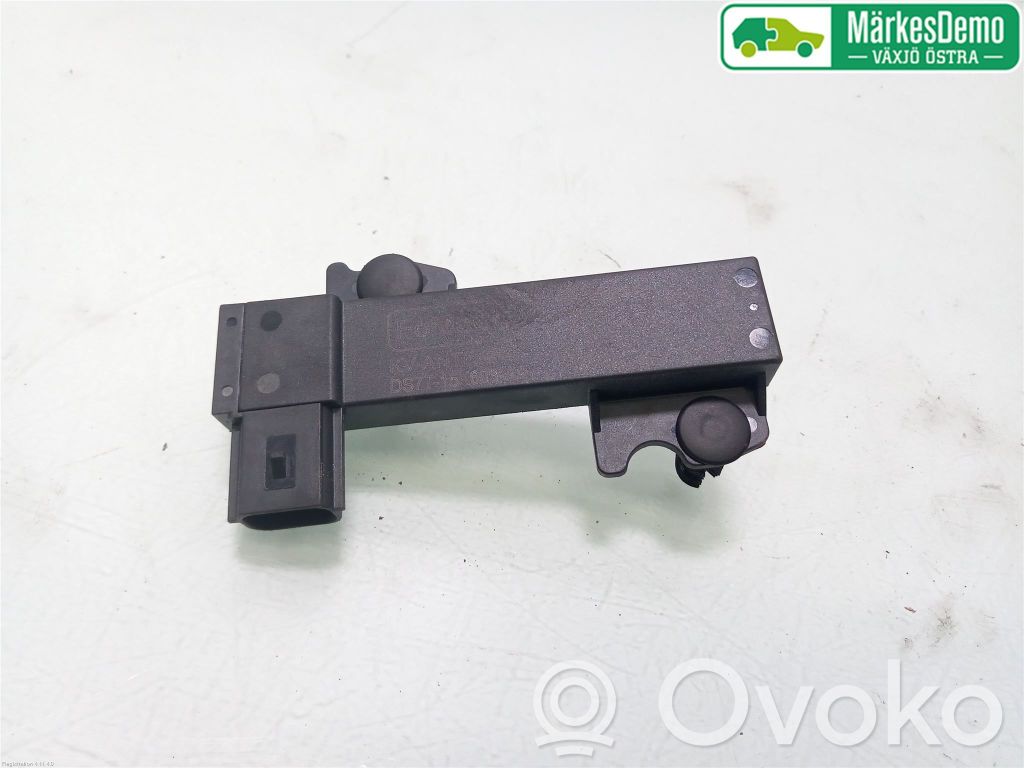 Ford Mondeo MK V Antenos stiprintuvas 