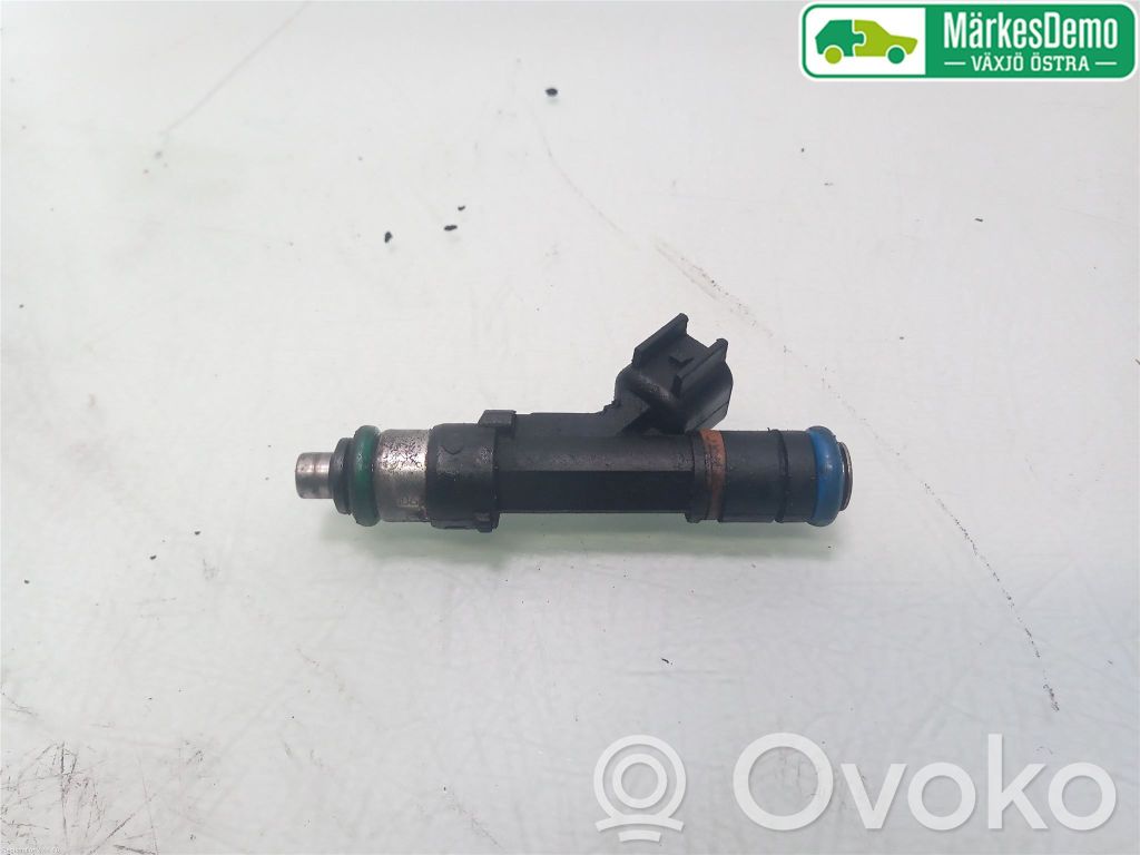 Volvo V70 Inyector de combustible 