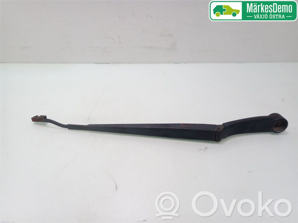 KIA Ceed Front wiper blade arm 