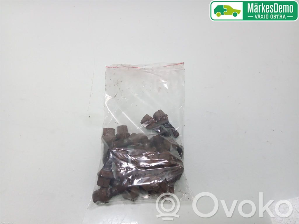 Peugeot Expert Nuts/bolts 