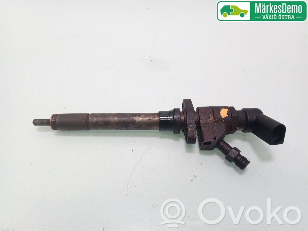 Volvo C30 Inyector de combustible 