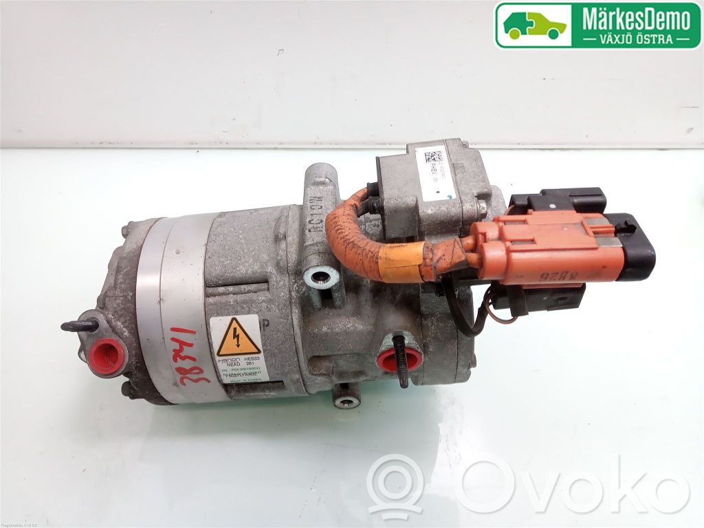 Ilmastointilaitteen kompressorin pumppu (A/C)   97701E6100