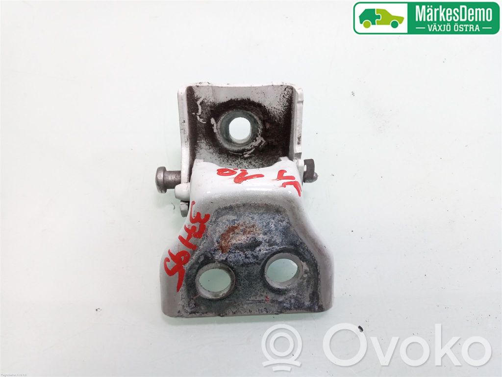 Peugeot Partner Front door upper hinge 