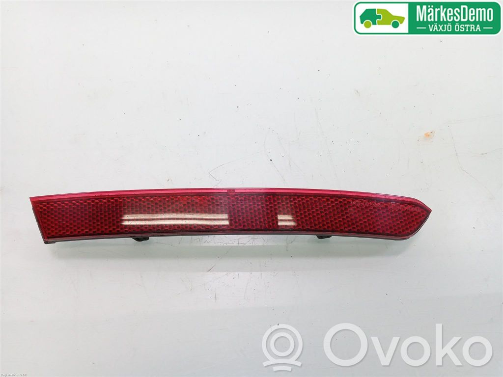 Volkswagen PASSAT B8 Odblask lampy tylnej 