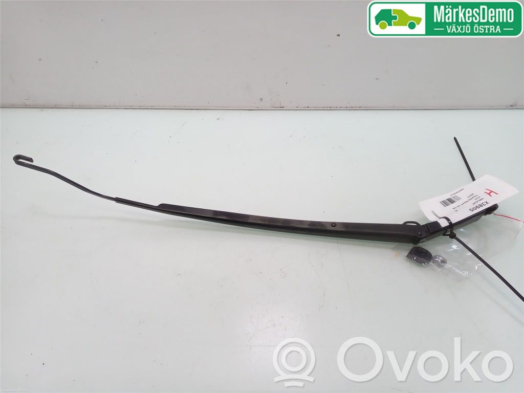 Toyota RAV 4 (XA40) Ramię wycieraczki szyby przedniej / czołowej 