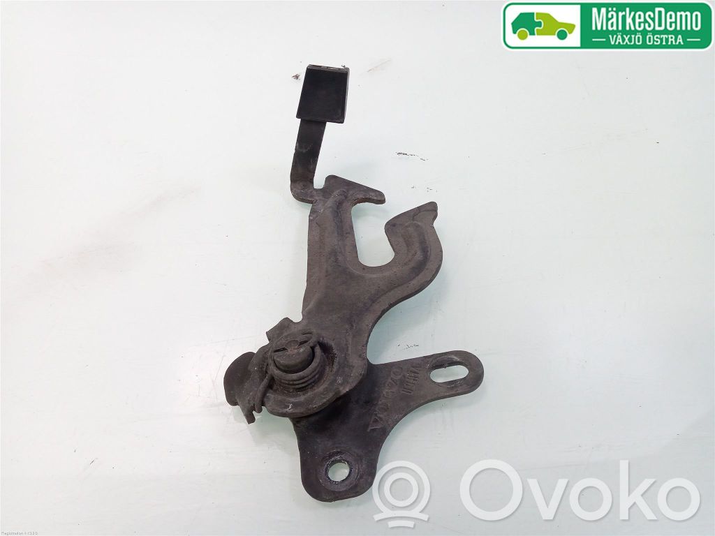 Volvo V70 Engine bonnet/hood lock/latch loop/hook 