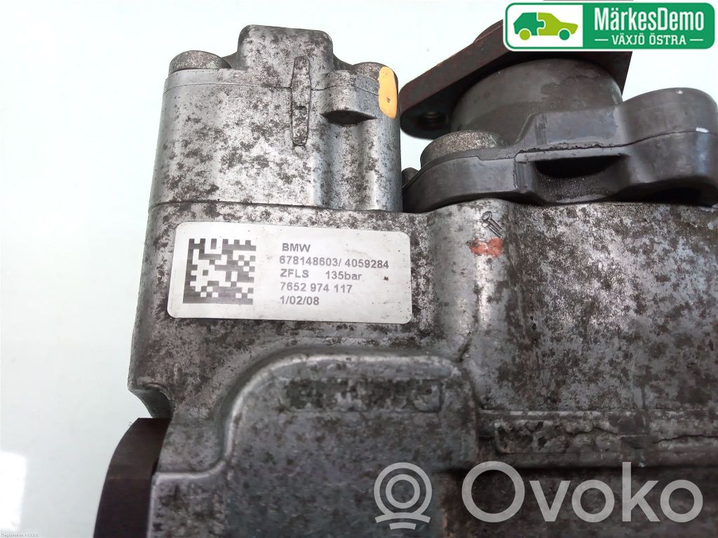 BMW 5 E60 E61 Power steering pump 