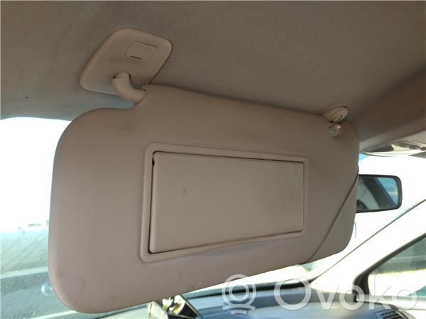 Sun visor