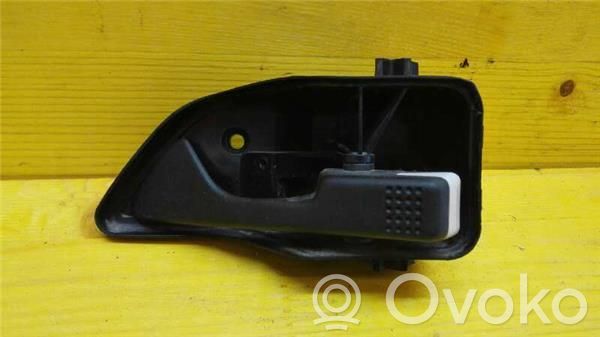 Manecilla interna puerta delantera   88BBA22600