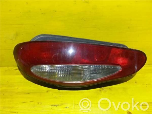 Lámpara de faros/luces traseros