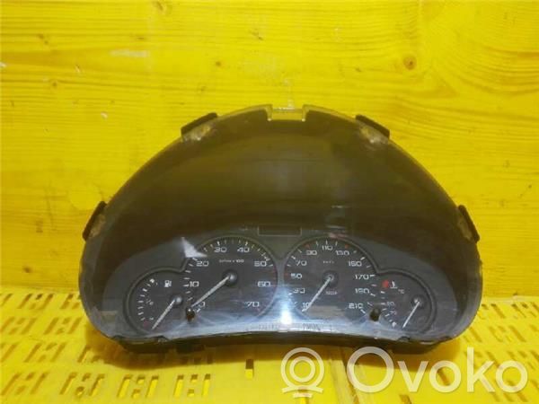 Citroen Berlingo Speedometer (instrument cluster) 