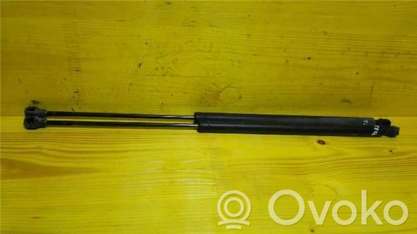 Citroen Xantia Tailgate/trunk/boot lid buffer 