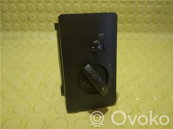 Interruptor de luz   1S7T13A024HB