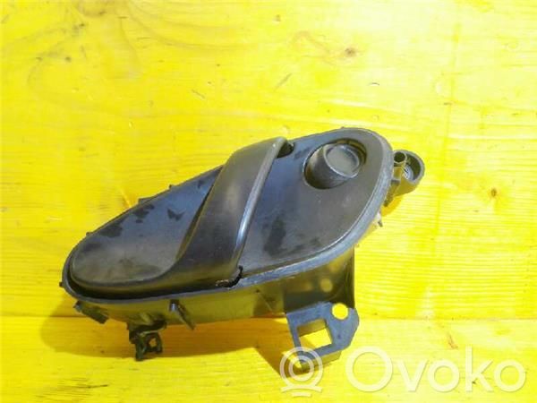 Manecilla interna puerta delantera   9143A2