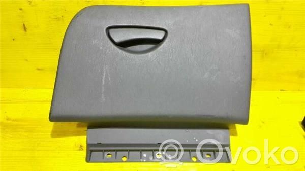 Glove box   1142885