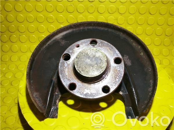 Seat Toledo I (1L) Olka-akselin laakeripesä 