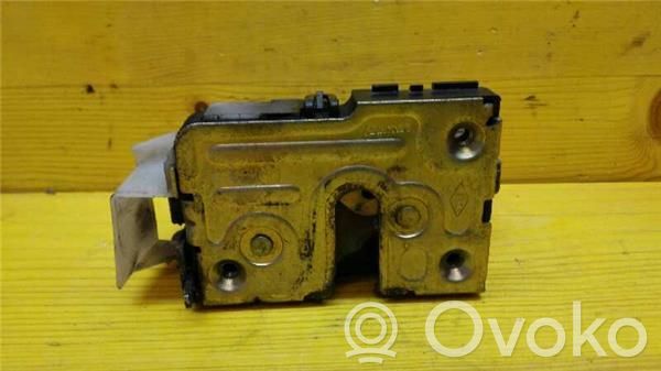 Renault Clio I Front door lock 