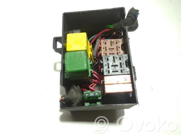 Módulo de fusible   90560119,2945