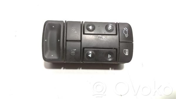Opel Vectra C Electric window control switch 