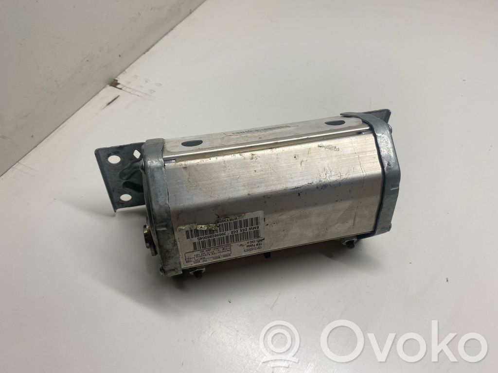Matkustajan turvatyyny   34033586A,33586ATAX2P04N