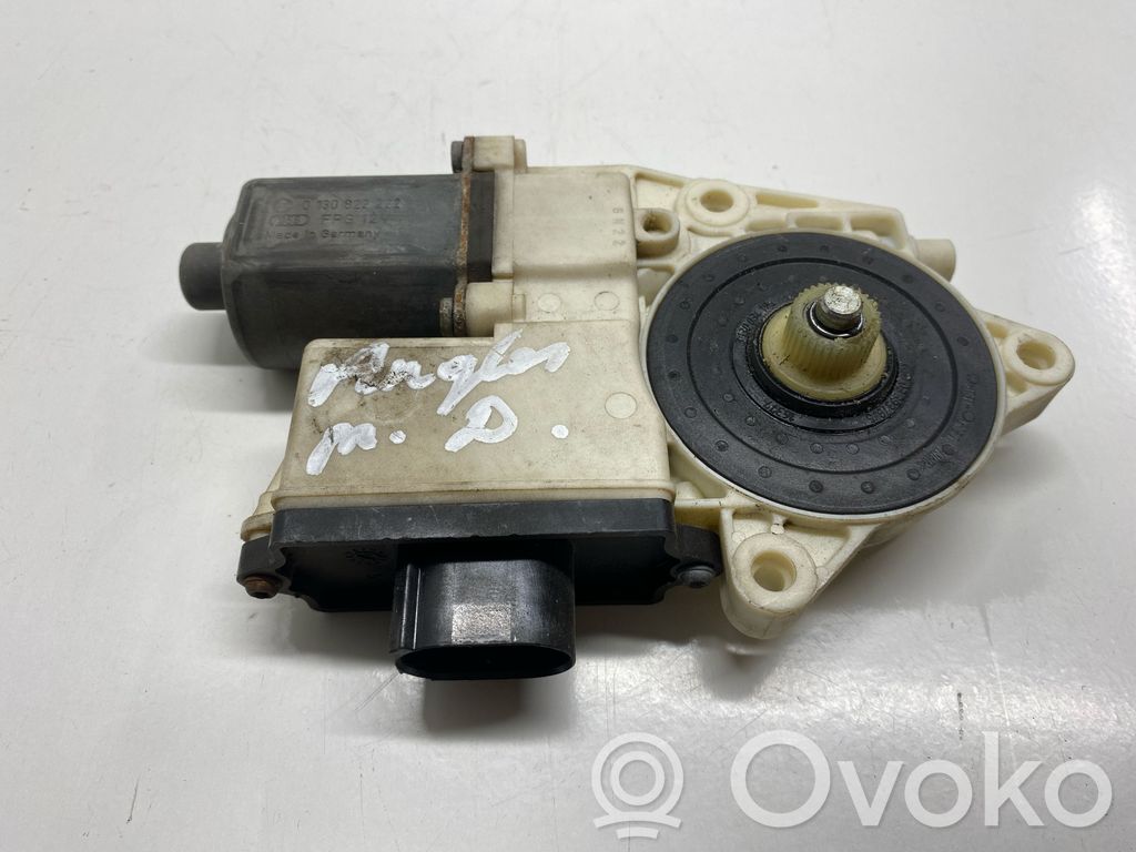 BMW X3 E83 Front door window regulator with motor 