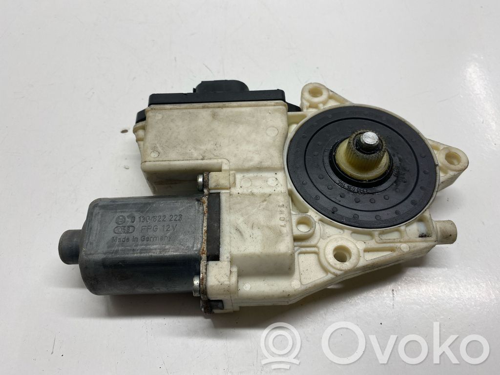 BMW X3 E83 Elektryczny podnośnik szyby drzwi przednich 