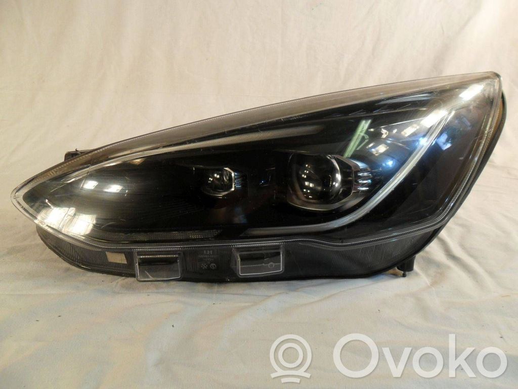 Headlight/headlamp   MM209
