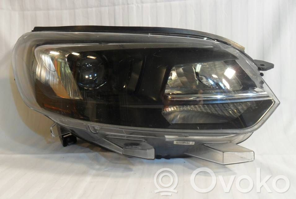 Opel Vivaro Far 