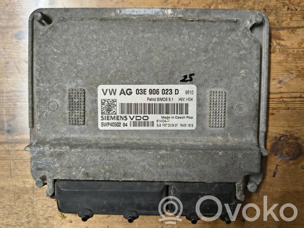 Engine control unit/module   03E906023D,61H04,R4051619,5WP4050204