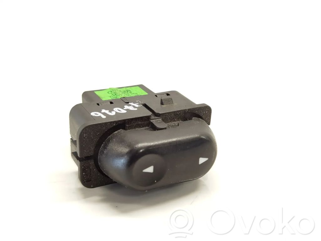 Interruptor del elevalunas eléctrico