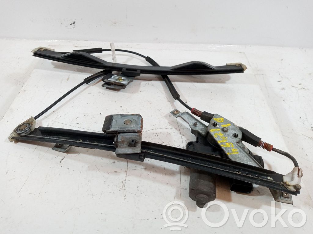 Ford Mondeo Mk III Macara geam față manuală