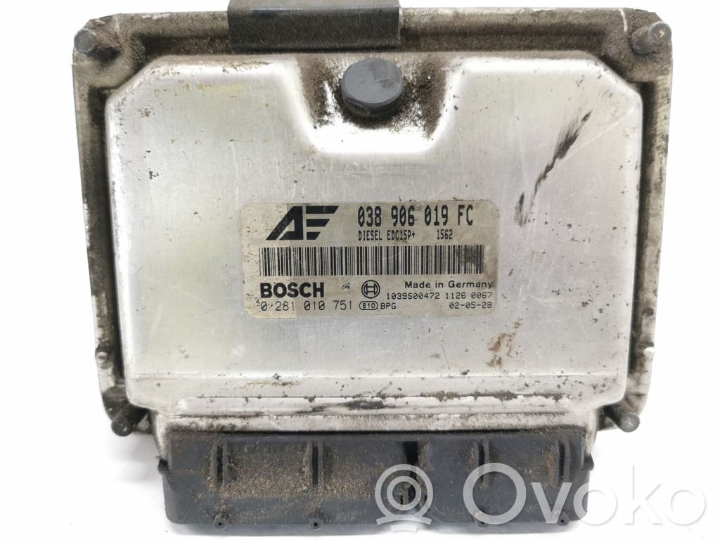 Unidad de control/módulo del motor   038906019FC,0281010751
