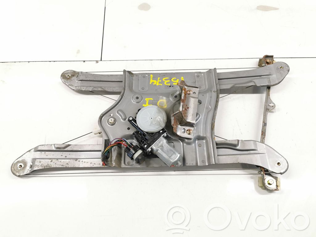 Mitsubishi Grandis Macara geam față manuală 
