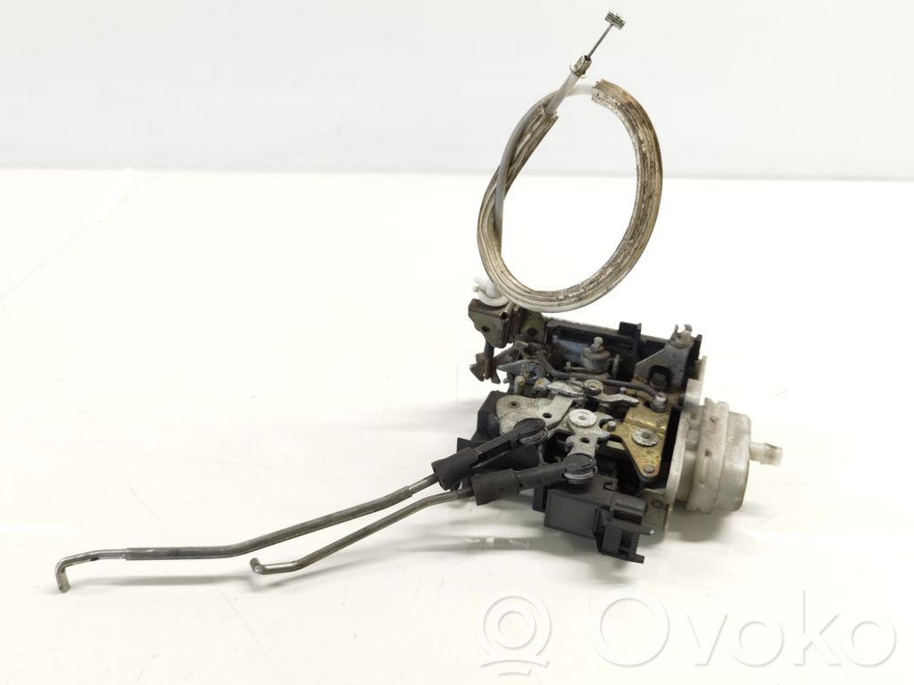 Front door lock   8D1337015F