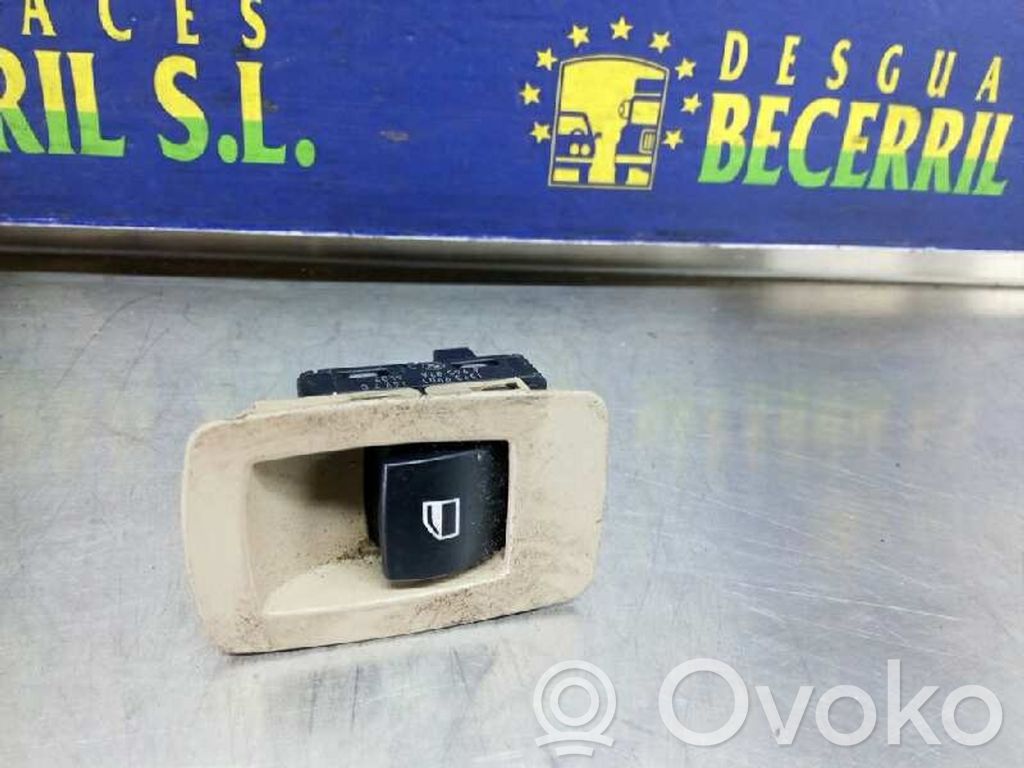 Elektrisko logu slēdzis   61316945876
