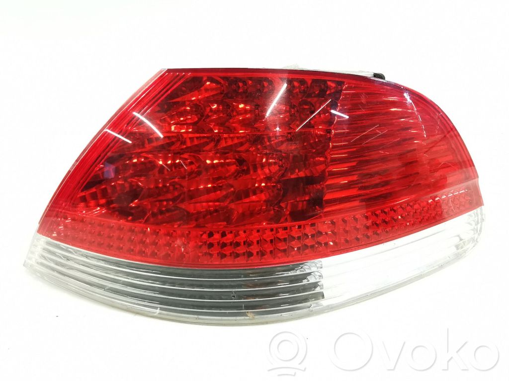 BMW 7 E65 E66 Feux arrière / postérieurs