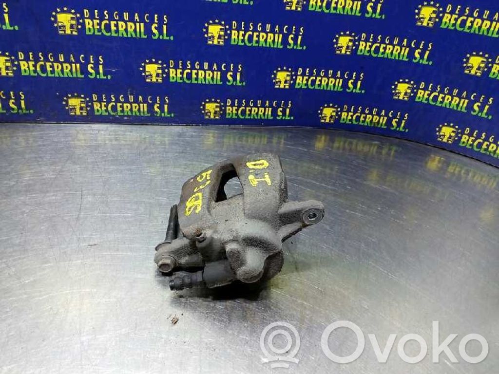 Caliper de freno delantero