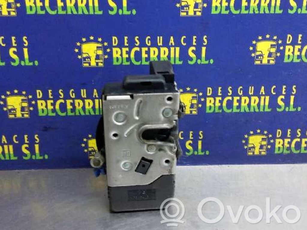 Renault Trafic II (X83) Serratura portiera anteriore