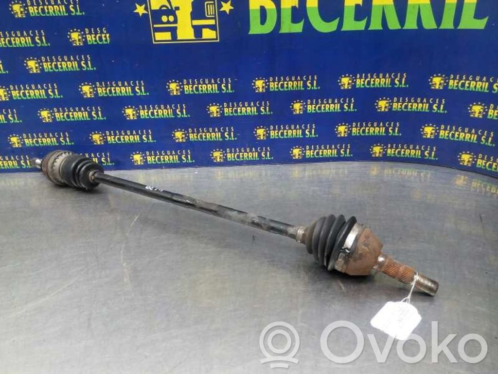 Etuvetoakseli   24462241