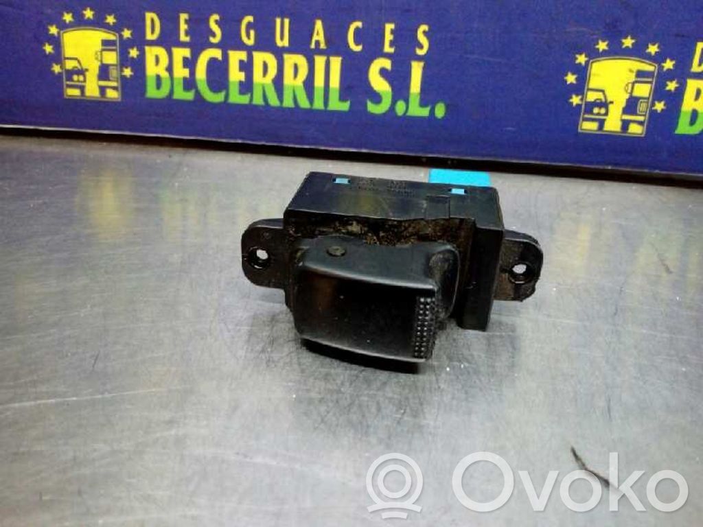 Electric window control switch   0K30C66360