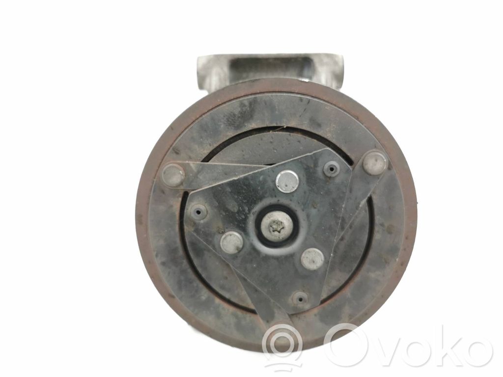 Renault Megane II Air conditioning (A/C) compressor (pump) 