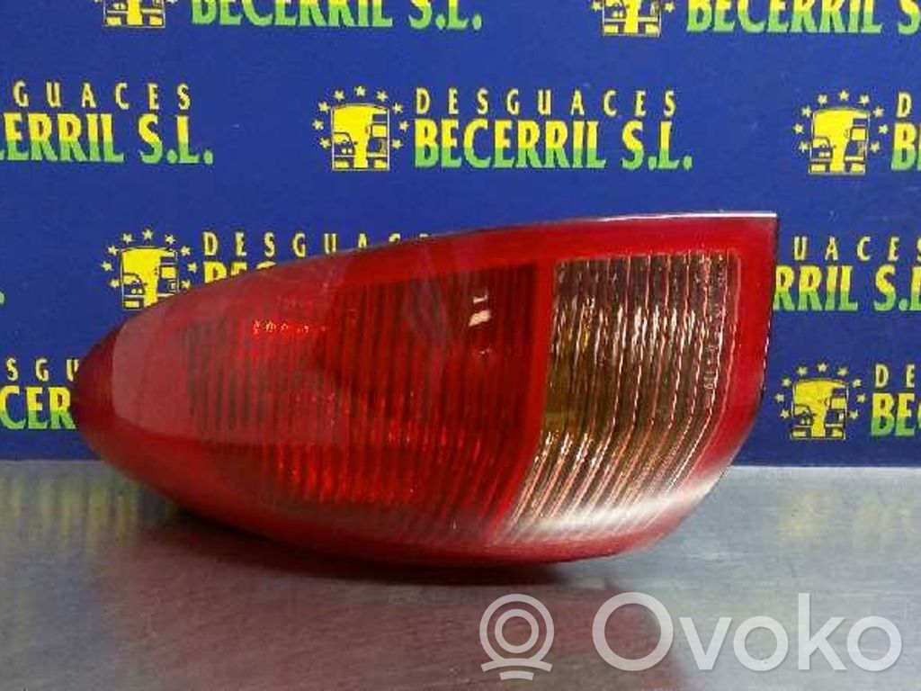 Lampa tylna