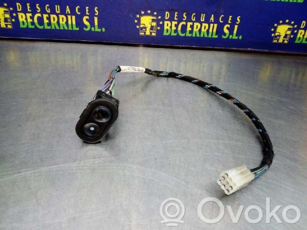 Opel Corsa B Electric window control switch 