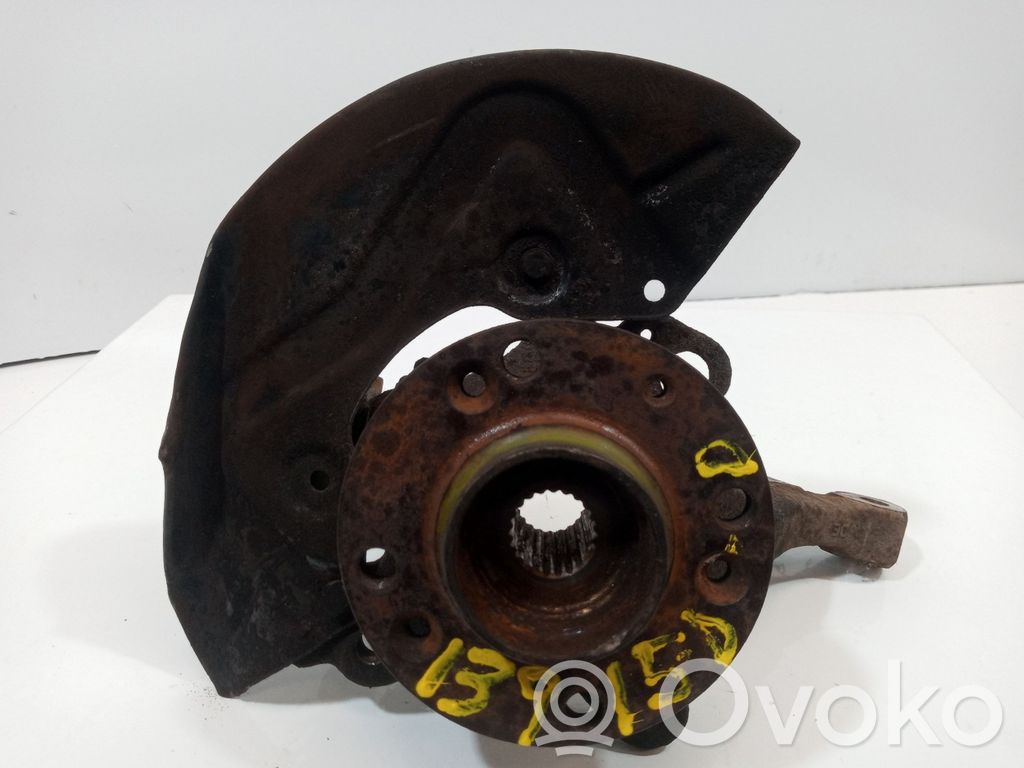 Seat Cordoba (6K) Fuso a snodo con mozzo ruota anteriore