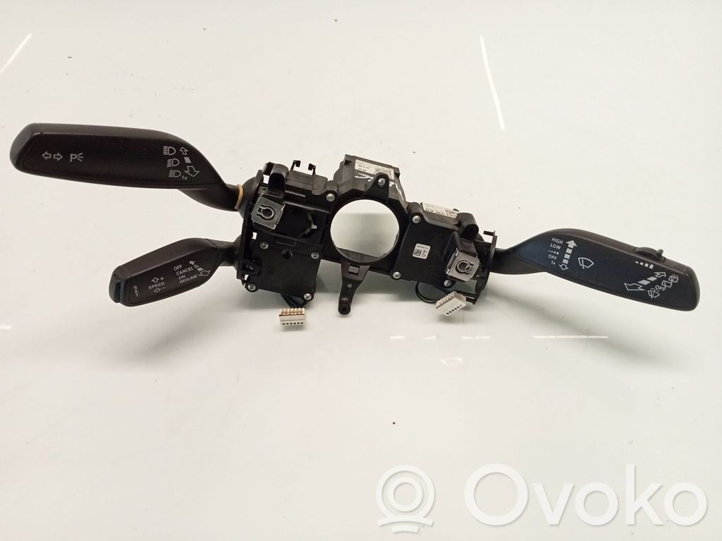 Audi A1 Multifunctional control switch/knob 