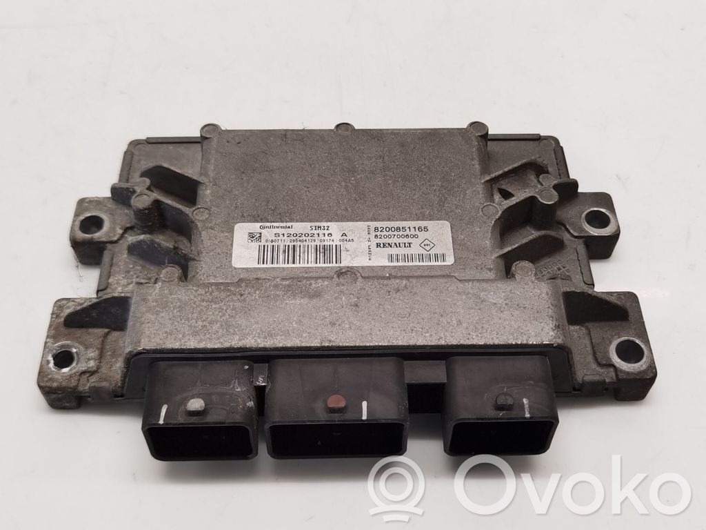 Moottorin ohjainlaite/moduuli   8200851165,S120202116,8200700600