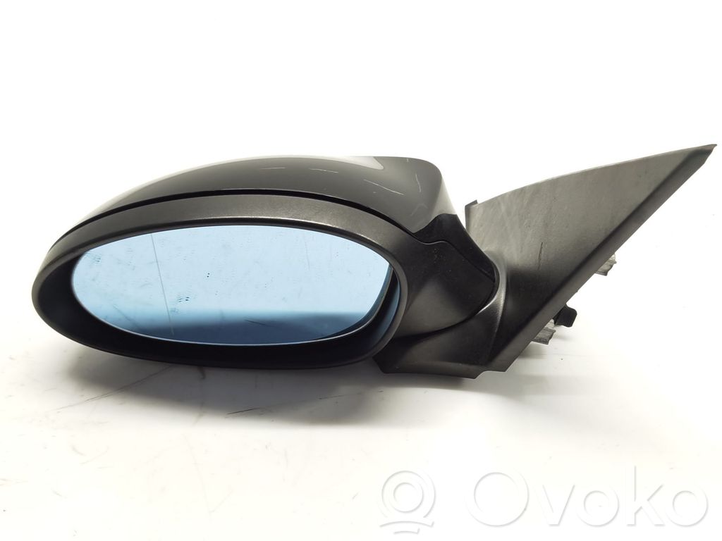 Front door electric wing mirror