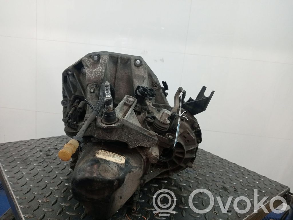 Cutie viteze manuală cu 5 trepte   JH3129
