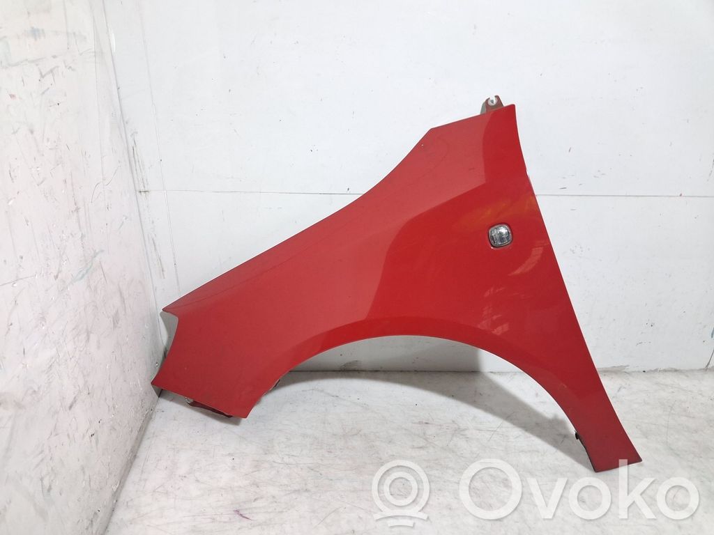 Aripă   5J0821021A